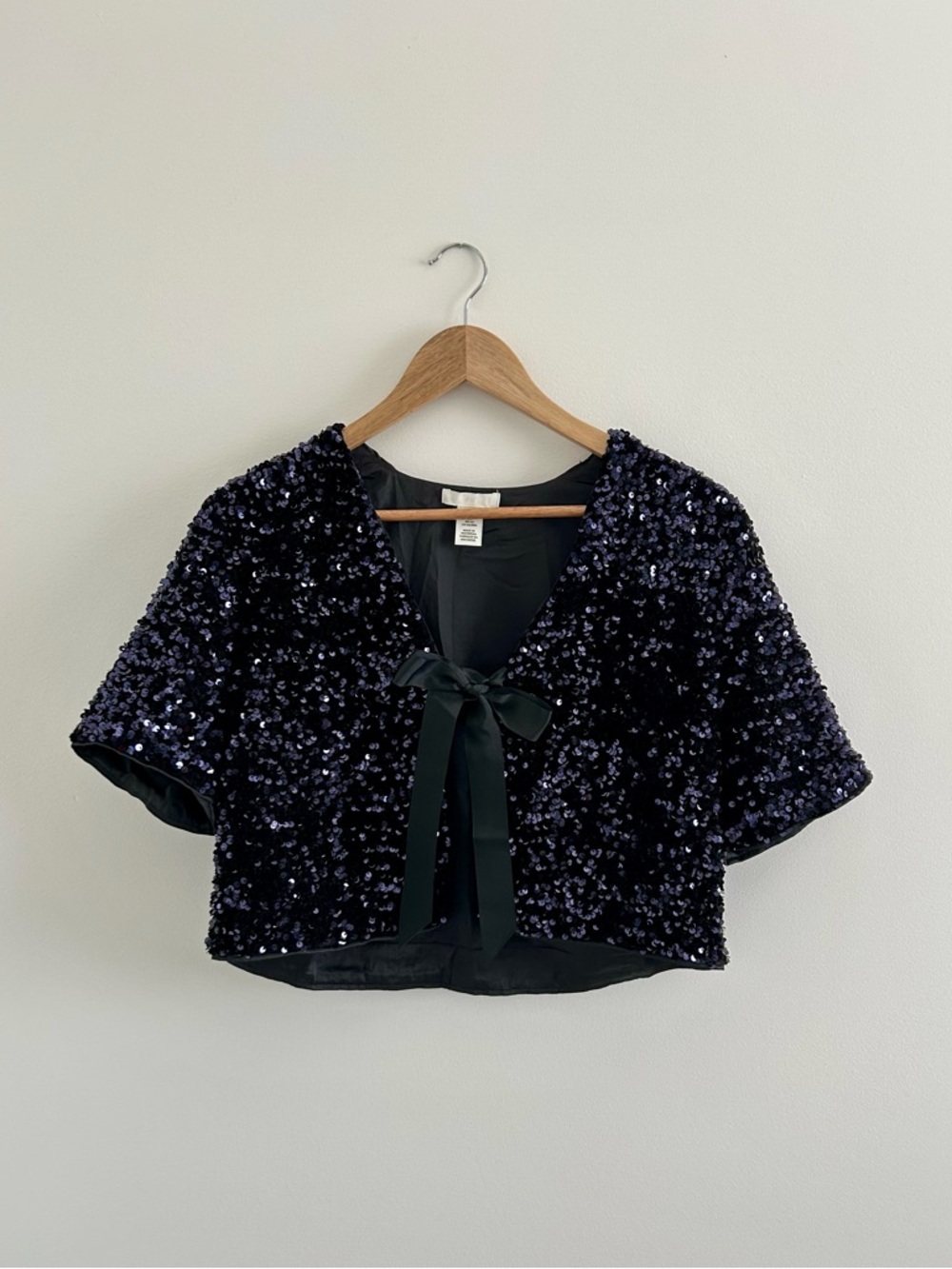 H&M sequined blouse cropped with bow detail in navy blue | size small